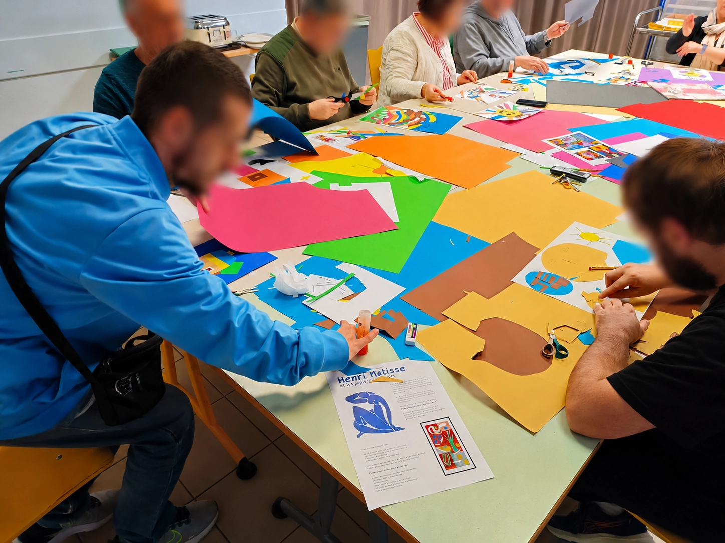 Atelier de création artistique animé par Nicolas Milon-Domecyn dans l'Oise